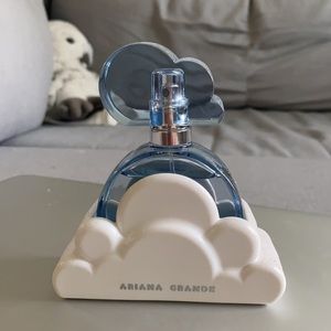 Ariana Grande Cloud 1 oz & REM (travel size)